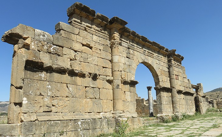 Entrance to the Forum from the Cardo