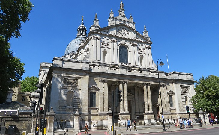Brompton Oratory: façade and dome