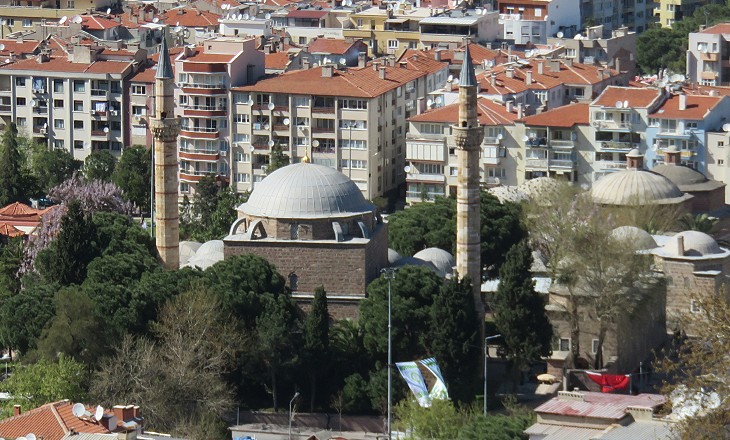 Sultan Kulliyesi seen from near Ulu Camii