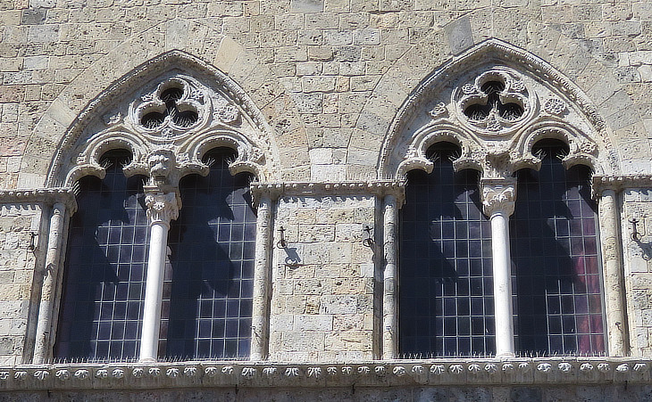 Palazzo Tolomei