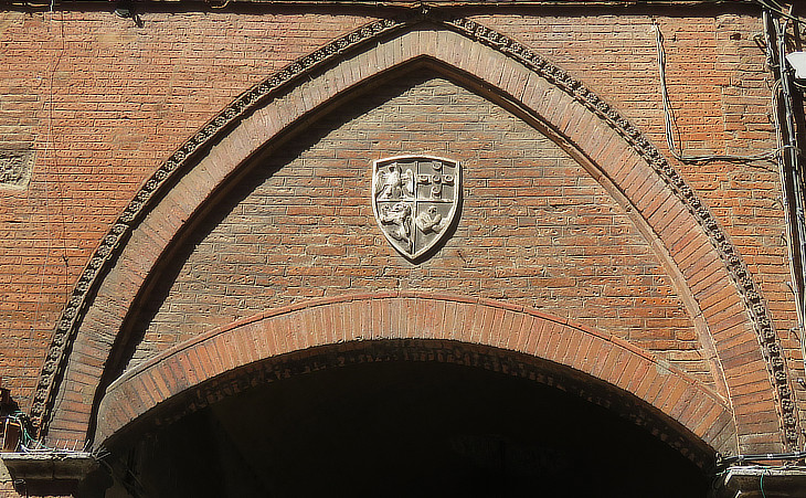 Arco dei Pontani