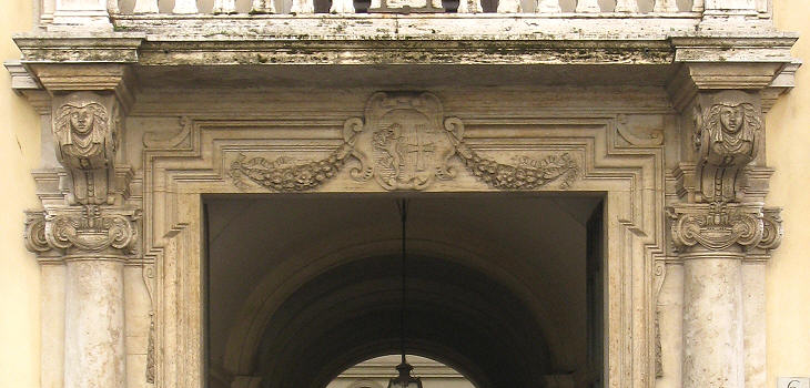 Detail of the main portal opposite S. Carlo ai Catinari