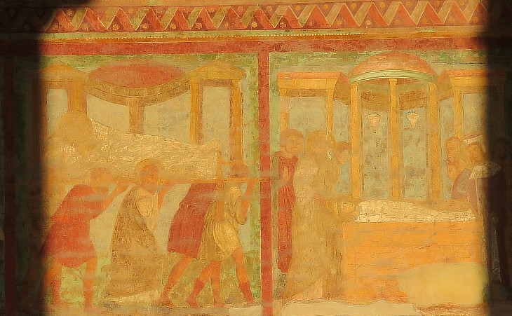 Portico: frescoes depicting the funeral and burial of St. Lawrence
